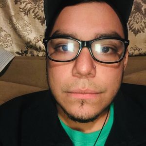 Meet your Posher, Luis